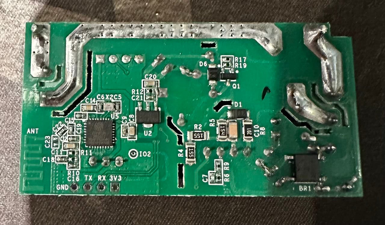 Sonoff BASIC R2 v1.4 PCB Rear 2023 Model alt text